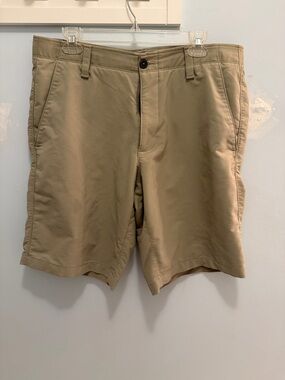 Under Armour Men's Khakis Shorts